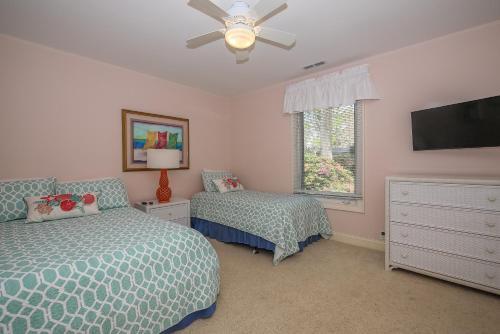 10 Woodbine Home