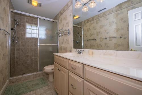 10 Woodbine Home