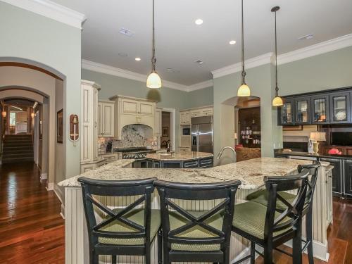 102 Baynard Cove