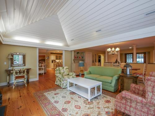 14 South Beach Lane