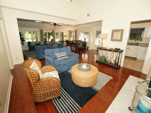 79 Kingston Dunes Rd Holiday Home