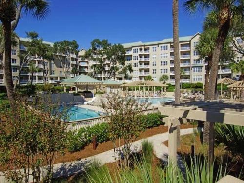 6109 Hampton Place Villa
