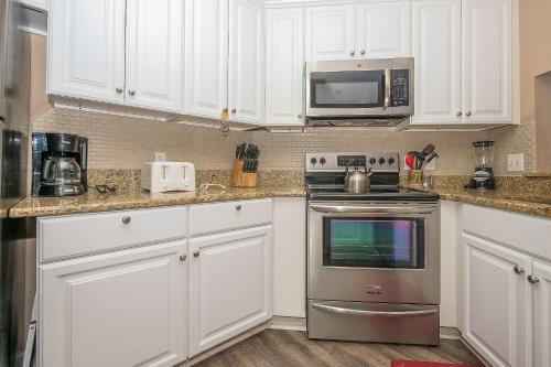80 Ocean Breeze Townhouse