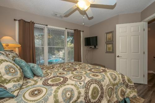 80 Ocean Breeze Townhouse