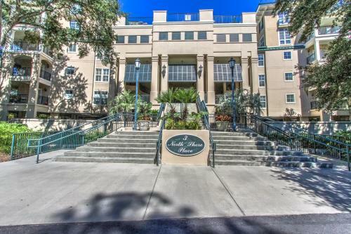 Villa 101 Northshore Place