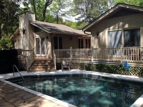 23 Heath Drive Holiday Home