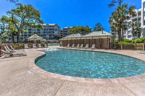 Villa 3205 Windsor Court South