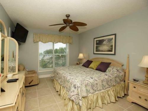 5409 Hampton Place Villa