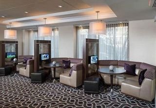 Hotel Courtyard By Marriott Embassy