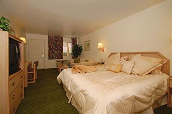 Windemere Hotel & Conference Center