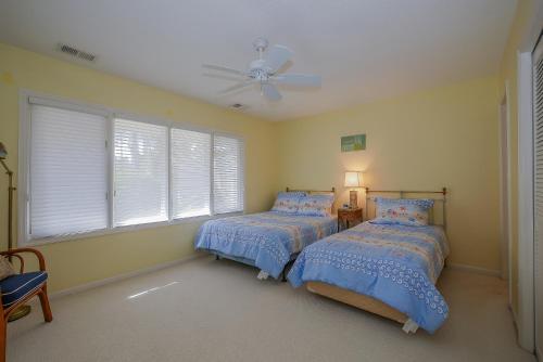 12 Fern Court Home