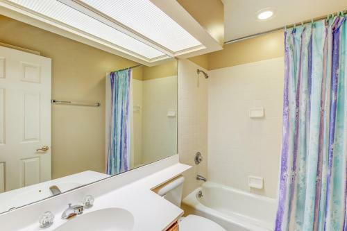 Villa 7636 Huntington