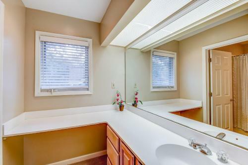 Villa 7636 Huntington