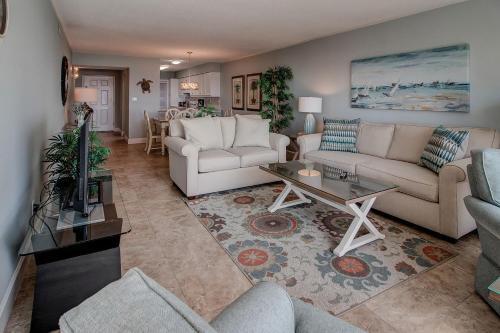 Shorewood 310 Villa