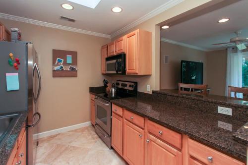 5 Hollyberry Lane Home