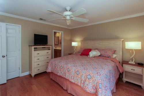 5 Hollyberry Lane Home