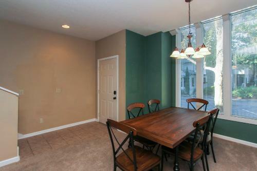 81 Ocean Breeze Townhouse
