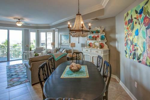 Villa 2402 Seacrest