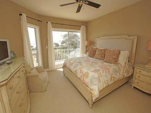 4309 Windsor Court Villa