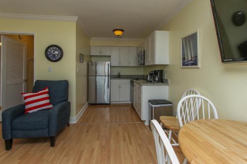 336 Breakers Villa