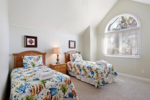 48 Dune Lane Home