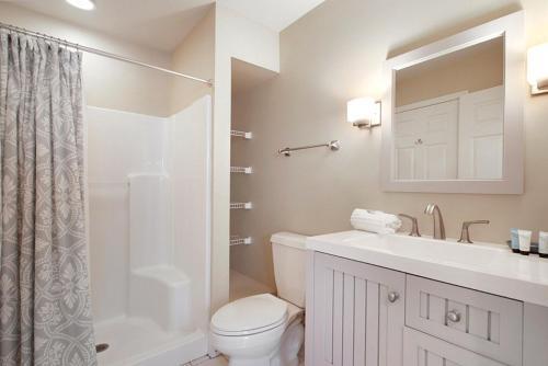 48 Dune Lane Home