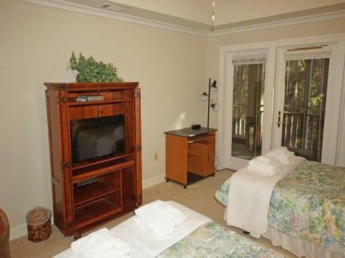 8129 Wendover Dunes Villa