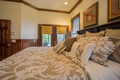 Buffalo Ridge Retreat Home