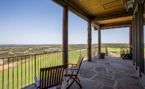 Tuscany Hills Villa