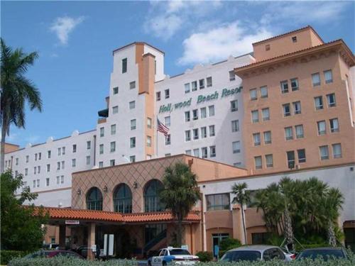Apartamento Hollywood Beachfront Condo W/pool