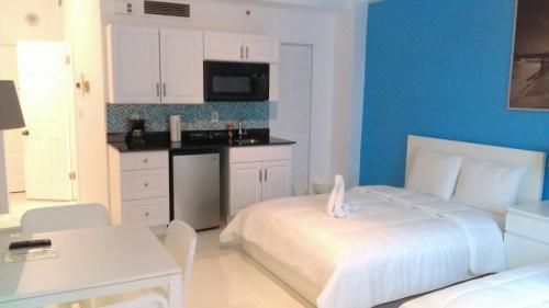 Apartamento Hollywood Beachfront Condo W/pool