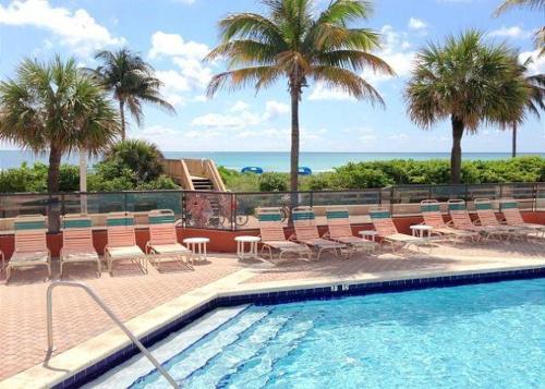 Hollywood Beach Resort-cute Petite Studio