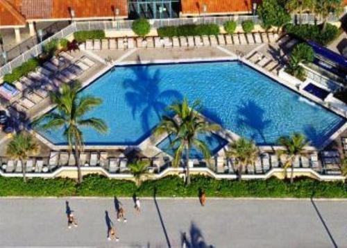 Hollywood Beach Resort-cute Petite Studio