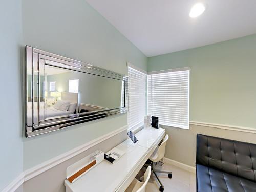 321 Hayes Street Cabin Unit #3