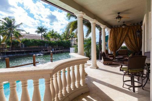 Villa Luxurious 4/4 House With Boat Dock