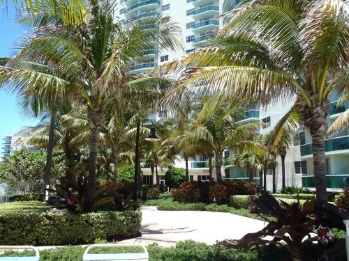 2beds 2baths Apartment On The Beach!