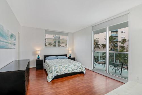 2beds 2baths Apartment On The Beach!