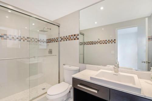 2beds 2baths Apartment On The Beach!