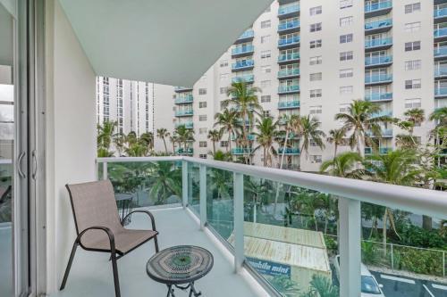 2beds 2baths Apartment On The Beach!