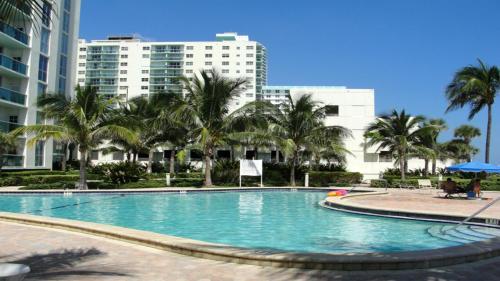 2beds 2baths Apartment On The Beach!