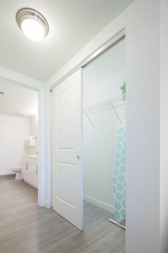 Luxury 2 Bedroom Apartments With Balcony
