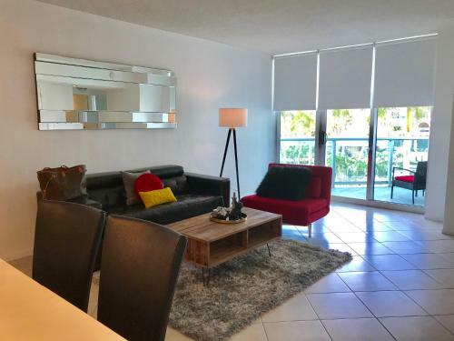 Beautiful Apartments On The Beach At The Tides