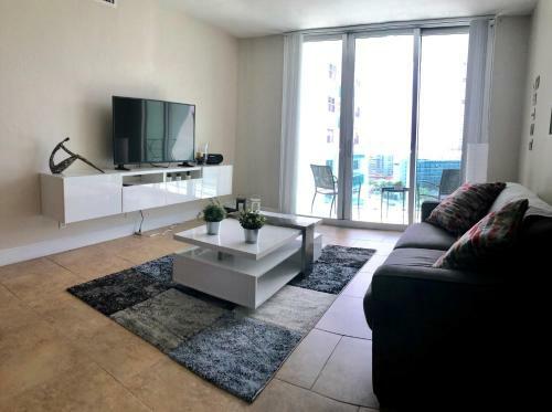 Beautiful Apartments On The Beach At The Tides
