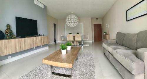 Beautiful Apartments On The Beach At The Tides