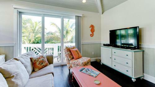 Palm Villa Three Bedroom Home