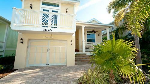 Palm Villa Three Bedroom Home