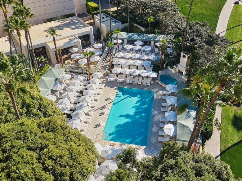 Hotel Island Newport Beach