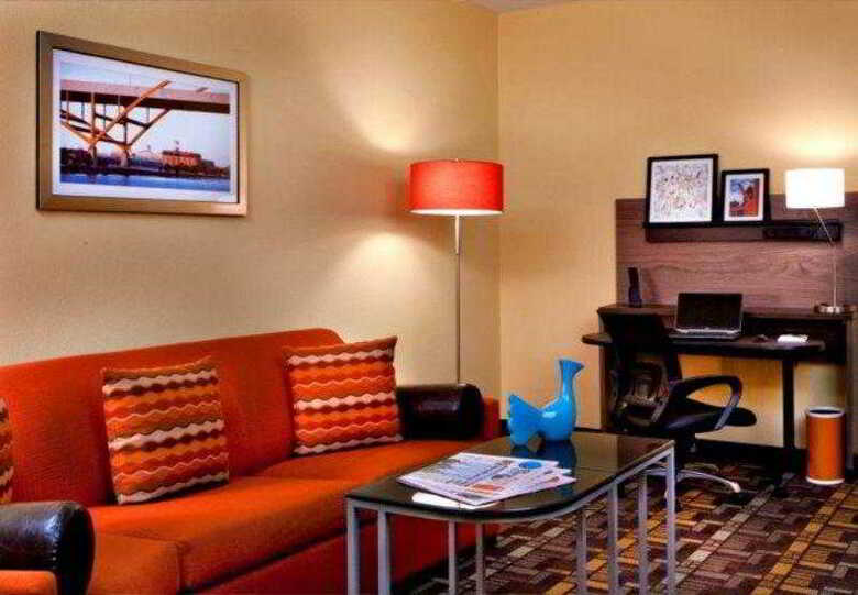 Hotel Fairfield Inn & Suites Milwaukee Downtown