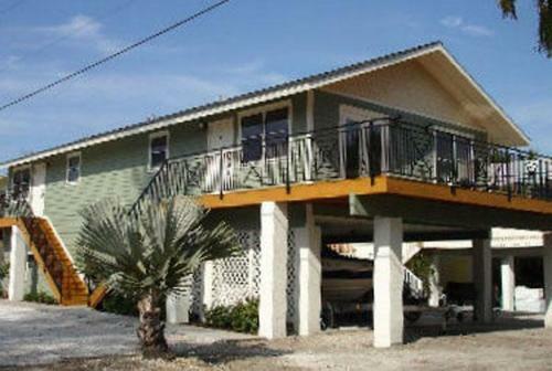 Castnetter Beach Two Bedroom Apartment, 6