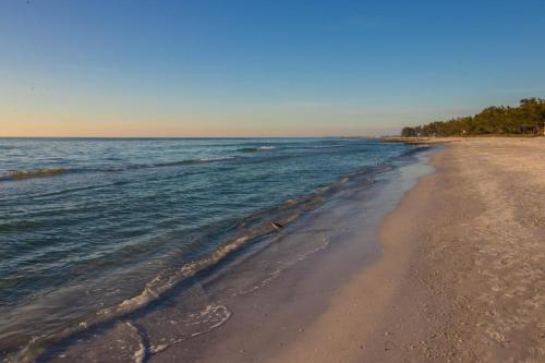Gulf Shores 205